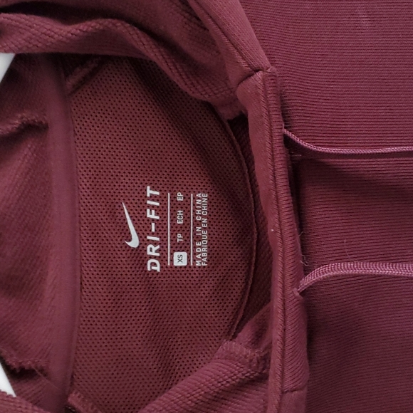 Nike sweatshirt - Picture 3 of 3